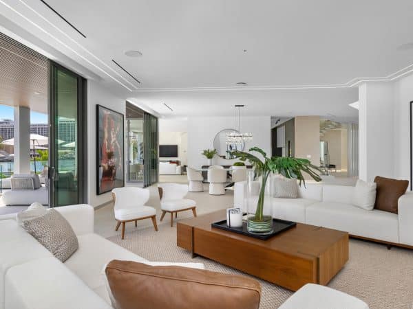 Living Area 1